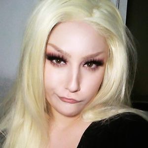 Meet your Posher, Madeline luna